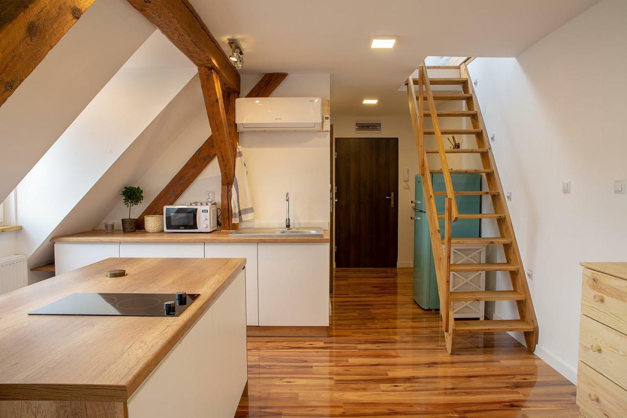 Lazy Days Attic City Center Apartment Katowice Bagian luar foto